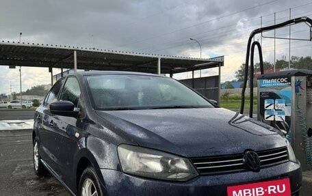Volkswagen Polo VI (EU Market), 2013 год, 750 000 рублей, 1 фотография