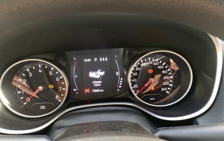 Jeep Compass II, 2020 год, 2 200 000 рублей, 4 фотография