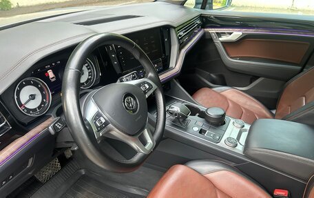 Volkswagen Touareg III, 2019 год, 3 800 000 рублей, 8 фотография