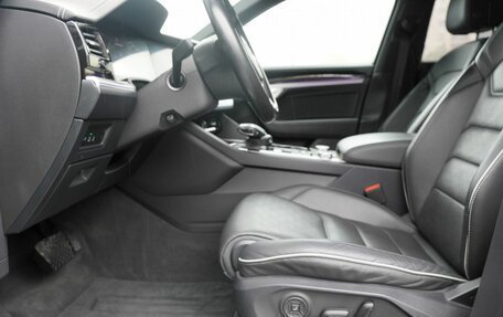 Volkswagen Touareg III, 2020 год, 6 650 000 рублей, 17 фотография