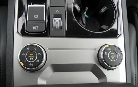 Volkswagen Touareg III, 2020 год, 6 650 000 рублей, 34 фотография