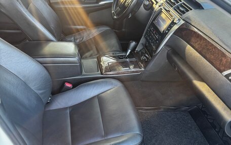 Toyota Camry, 2017 год, 1 800 000 рублей, 8 фотография
