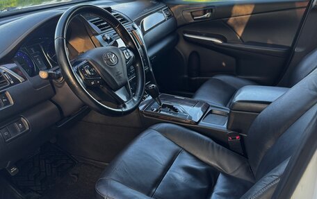 Toyota Camry, 2017 год, 1 800 000 рублей, 15 фотография