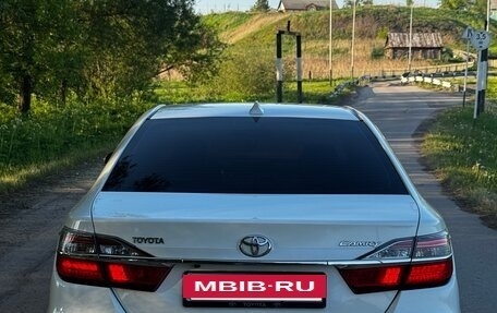 Toyota Camry, 2017 год, 1 800 000 рублей, 5 фотография
