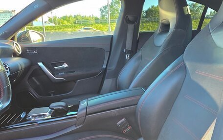 Mercedes-Benz CLA, 2021 год, 2 950 000 рублей, 8 фотография