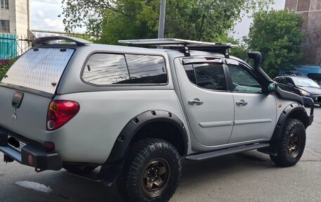 Mitsubishi L200 IV рестайлинг, 2007 год, 1 400 000 рублей, 4 фотография