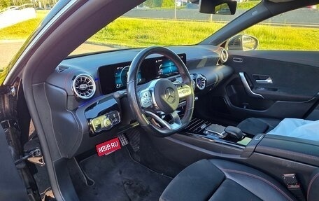 Mercedes-Benz CLA, 2021 год, 2 950 000 рублей, 4 фотография