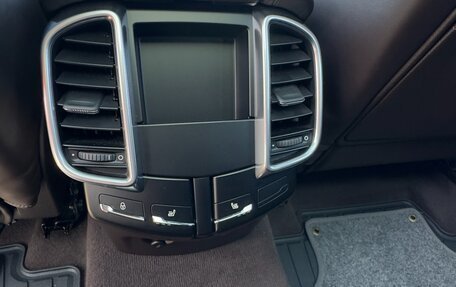 Porsche Cayenne III, 2013 год, 3 100 000 рублей, 14 фотография