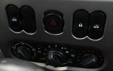 Renault Sandero I, 2012 год, 625 000 рублей, 19 фотография