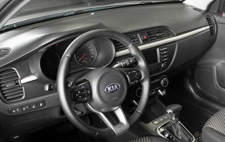 KIA Rio IV, 2018 год, 1 322 900 рублей, 5 фотография