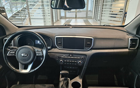 KIA Sportage IV рестайлинг, 2021 год, 2 664 000 рублей, 14 фотография