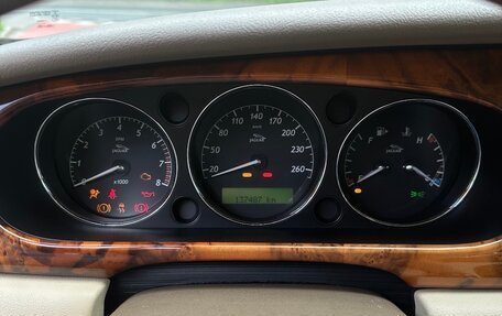 Jaguar XJ III (X350), 2006 год, 3 000 000 рублей, 15 фотография