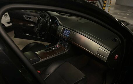 Jaguar XF I рестайлинг, 2014 год, 1 450 000 рублей, 25 фотография