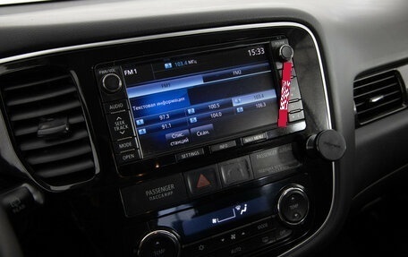 Mitsubishi Outlander III рестайлинг 3, 2015 год, 1 499 000 рублей, 14 фотография