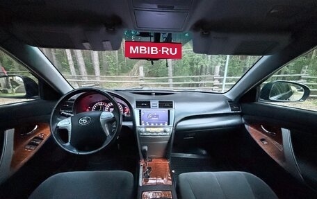 Toyota Camry, 2011 год, 1 350 000 рублей, 9 фотография