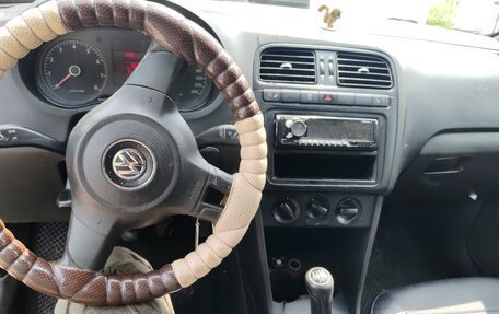 Volkswagen Polo VI (EU Market), 2011 год, 265 000 рублей, 5 фотография