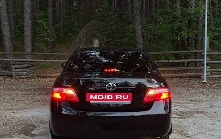 Toyota Camry, 2011 год, 1 350 000 рублей, 6 фотография