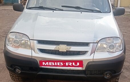 Chevrolet Niva I рестайлинг, 2003 год, 355 000 рублей, 3 фотография