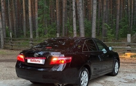 Toyota Camry, 2011 год, 1 350 000 рублей, 8 фотография