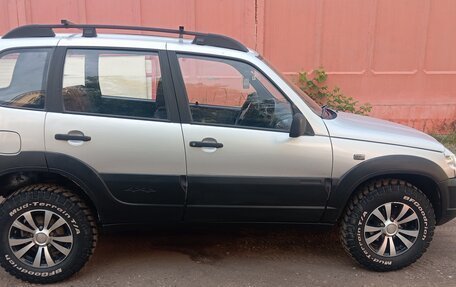 Chevrolet Niva I рестайлинг, 2003 год, 355 000 рублей, 5 фотография