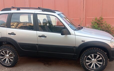 Chevrolet Niva I рестайлинг, 2003 год, 355 000 рублей, 4 фотография