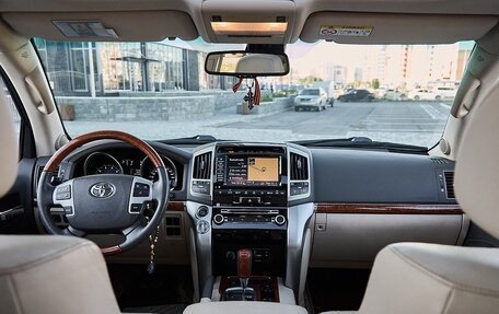 Toyota Land Cruiser 200, 2013 год, 5 900 000 рублей, 13 фотография