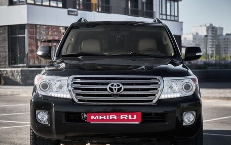 Toyota Land Cruiser 200, 2013 год, 5 900 000 рублей, 3 фотография