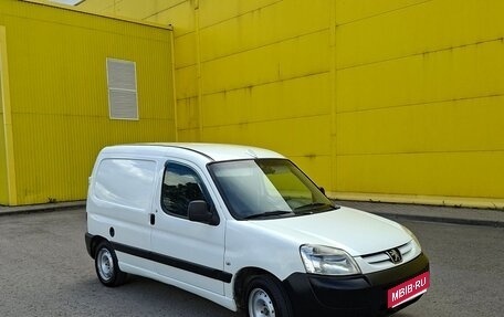 Peugeot Partner II рестайлинг 2, 2010 год, 425 000 рублей, 1 фотография