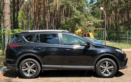 Toyota RAV4, 2016 год, 1 800 000 рублей, 4 фотография