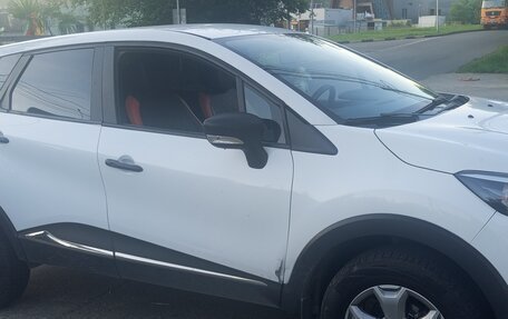 Renault Kaptur I рестайлинг, 2017 год, 1 290 000 рублей, 3 фотография