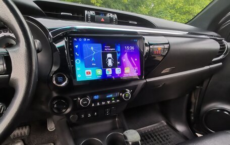 Toyota Hilux VIII, 2018 год, 2 950 000 рублей, 7 фотография