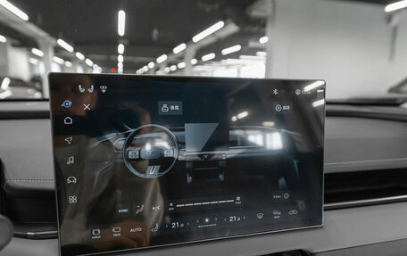 Toyota RAV4, 2025 год, 3 950 000 рублей, 16 фотография