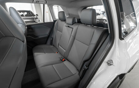Toyota RAV4, 2025 год, 3 950 000 рублей, 13 фотография