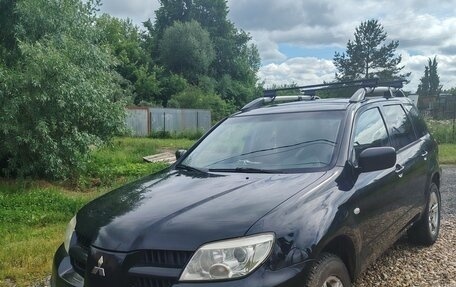 Mitsubishi Outlander III рестайлинг 3, 2007 год, 730 000 рублей, 1 фотография