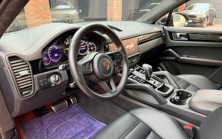 Porsche Cayenne III, 2022 год, 20 900 000 рублей, 16 фотография