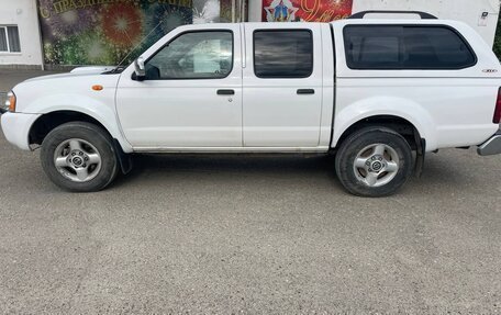 Nissan NP300, 2012 год, 890 000 рублей, 8 фотография