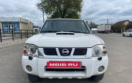 Nissan NP300, 2012 год, 890 000 рублей, 2 фотография