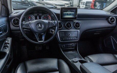 Mercedes-Benz GLA, 2016 год, 1 999 000 рублей, 6 фотография