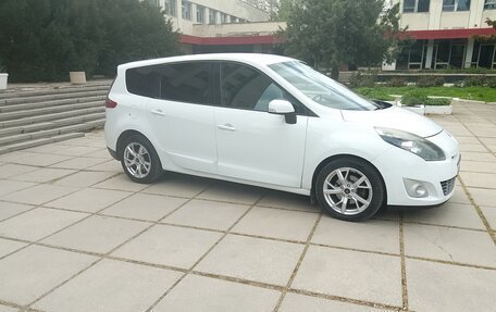 Renault Scenic III, 2010 год, 777 000 рублей, 7 фотография