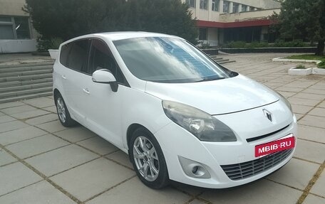 Renault Scenic III, 2010 год, 777 000 рублей, 11 фотография