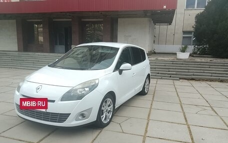 Renault Scenic III, 2010 год, 777 000 рублей, 12 фотография