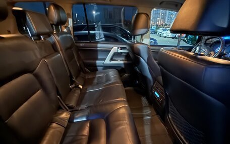 Toyota Land Cruiser 200, 2011 год, 2 900 000 рублей, 4 фотография