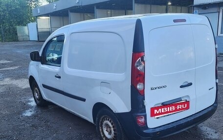 Renault Kangoo II рестайлинг, 2012 год, 400 000 рублей, 2 фотография