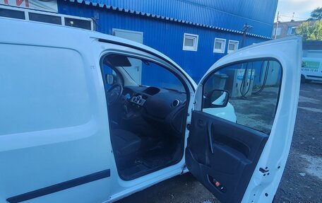 Renault Kangoo II рестайлинг, 2012 год, 400 000 рублей, 11 фотография