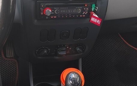Renault Sandero I, 2012 год, 320 000 рублей, 10 фотография