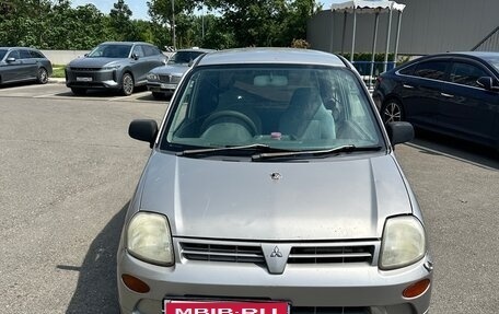 Mitsubishi Minica VIII, 2005 год, 200 000 рублей, 1 фотография