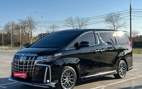 Toyota Alphard III, 2019 год, 4 500 000 рублей, 3 фотография