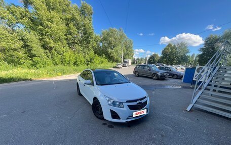 Chevrolet Cruze II, 2013 год, 730 000 рублей, 2 фотография