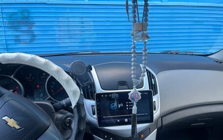 Chevrolet Cruze II, 2013 год, 730 000 рублей, 9 фотография