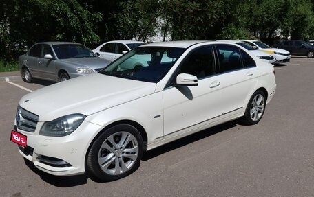 Mercedes-Benz C-Класс, 2011 год, 1 800 000 рублей, 1 фотография